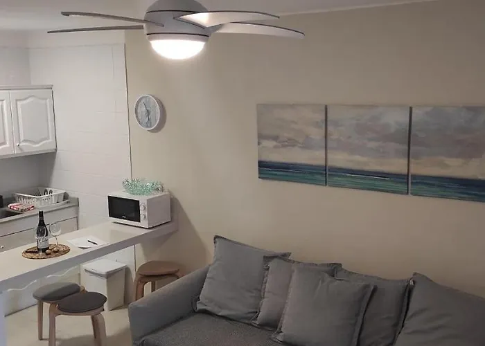 Relax In Apartment *